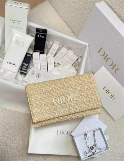 douglas dior trousse|Dior clutch bag.